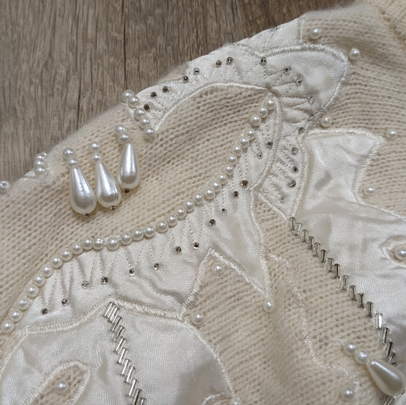 Laura Gayle Vintage Inspired Lambs Wool Angora Rabbit fur Blend Sweater - Picture 5 of 13